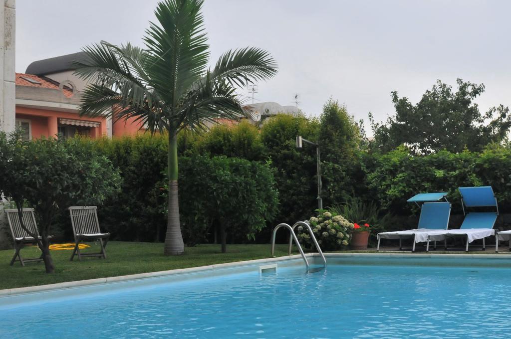 Villa Tranquilla Riposto Exteriör bild