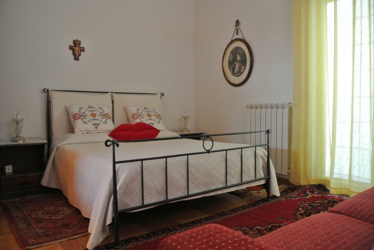 Villa Tranquilla Riposto Exteriör bild